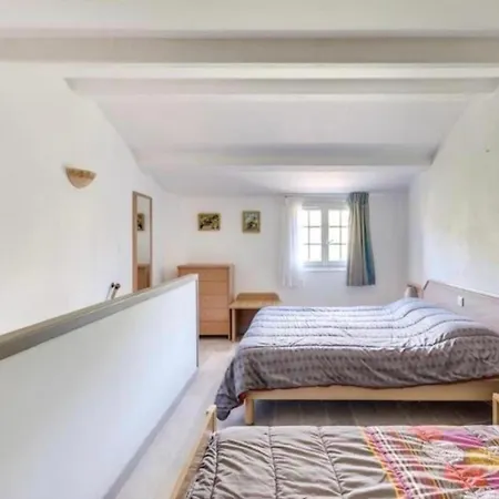 Of 44 M2 With Balcony In Saint-raphael